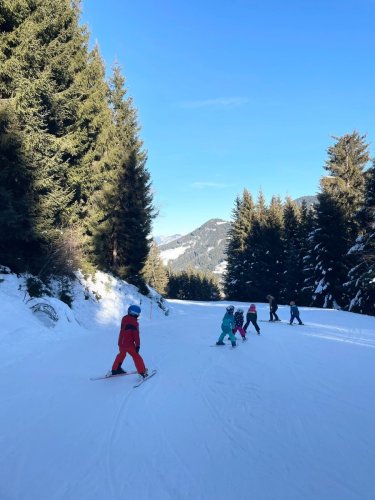 18db359d-eb3e-490b-b6b3-9382b9e70399