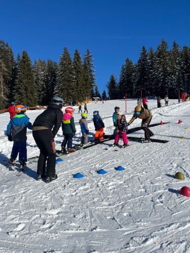 b06d4de4-bb14-4a57-b1c5-c96688e84692