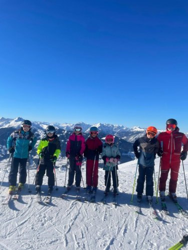 c015b0e9-94a7-4c55-95e0-f884edebd006